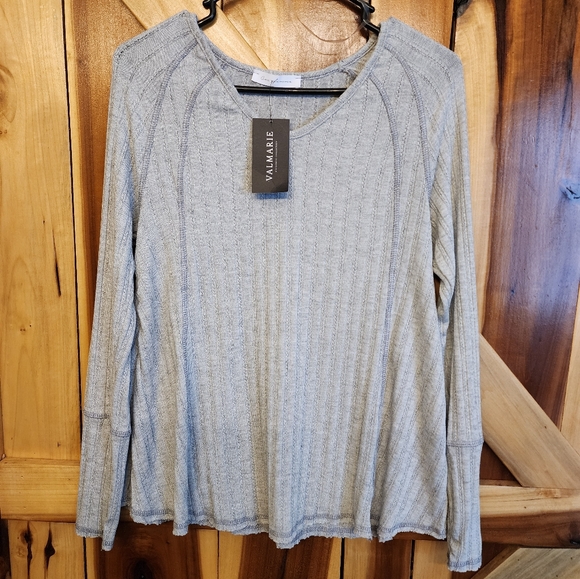 NWT Womans top size small - Picture 1 of 4